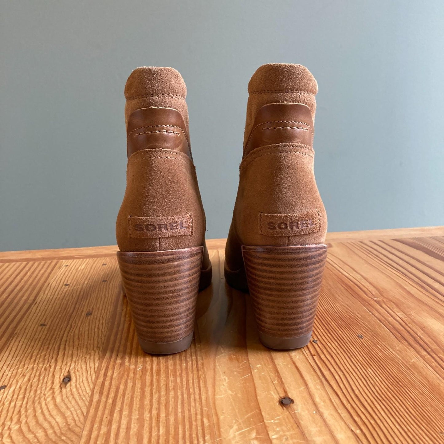 9 - Sorel Tan Suede After Hours Chelsea Wedge Ankle Boots 0116AM