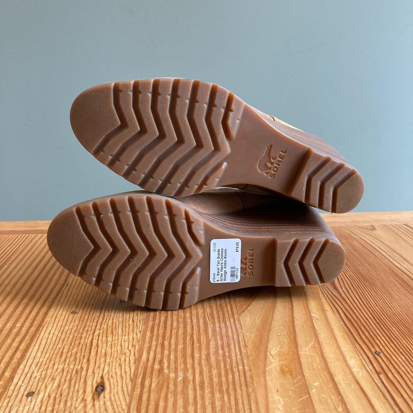 9 - Sorel Tan Suede After Hours Chelsea Wedge Ankle Boots 0116AM