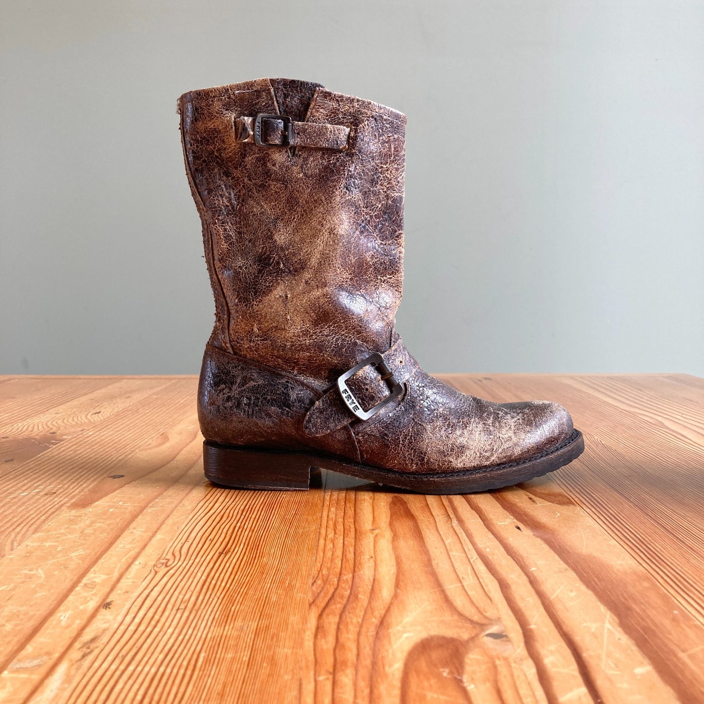 7.5 - Frye Distressed Brown 76512 Veronica Buckle Moto Engineer Boots 0503MC