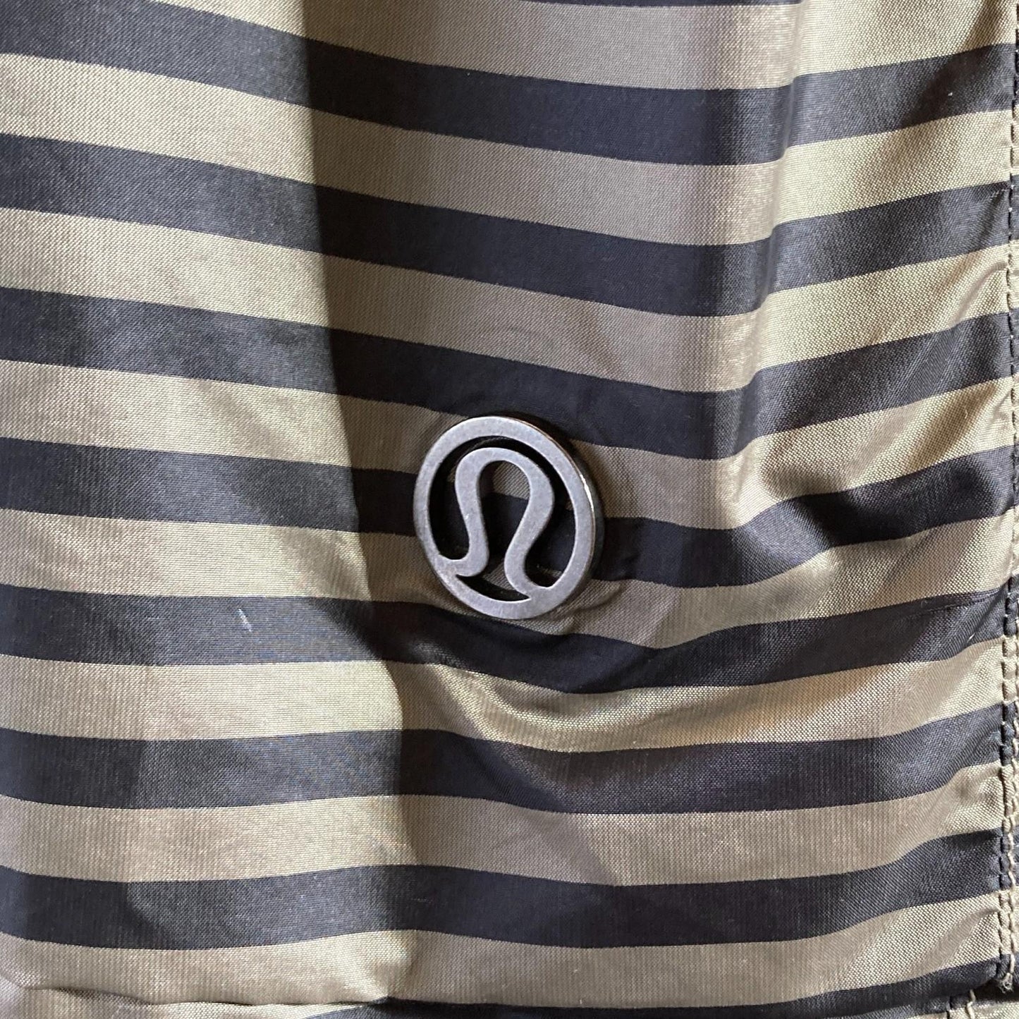 S - Lululemon Earth / Bold Stripe Reversible Rain For Daze Hooded Jacket 0719JK