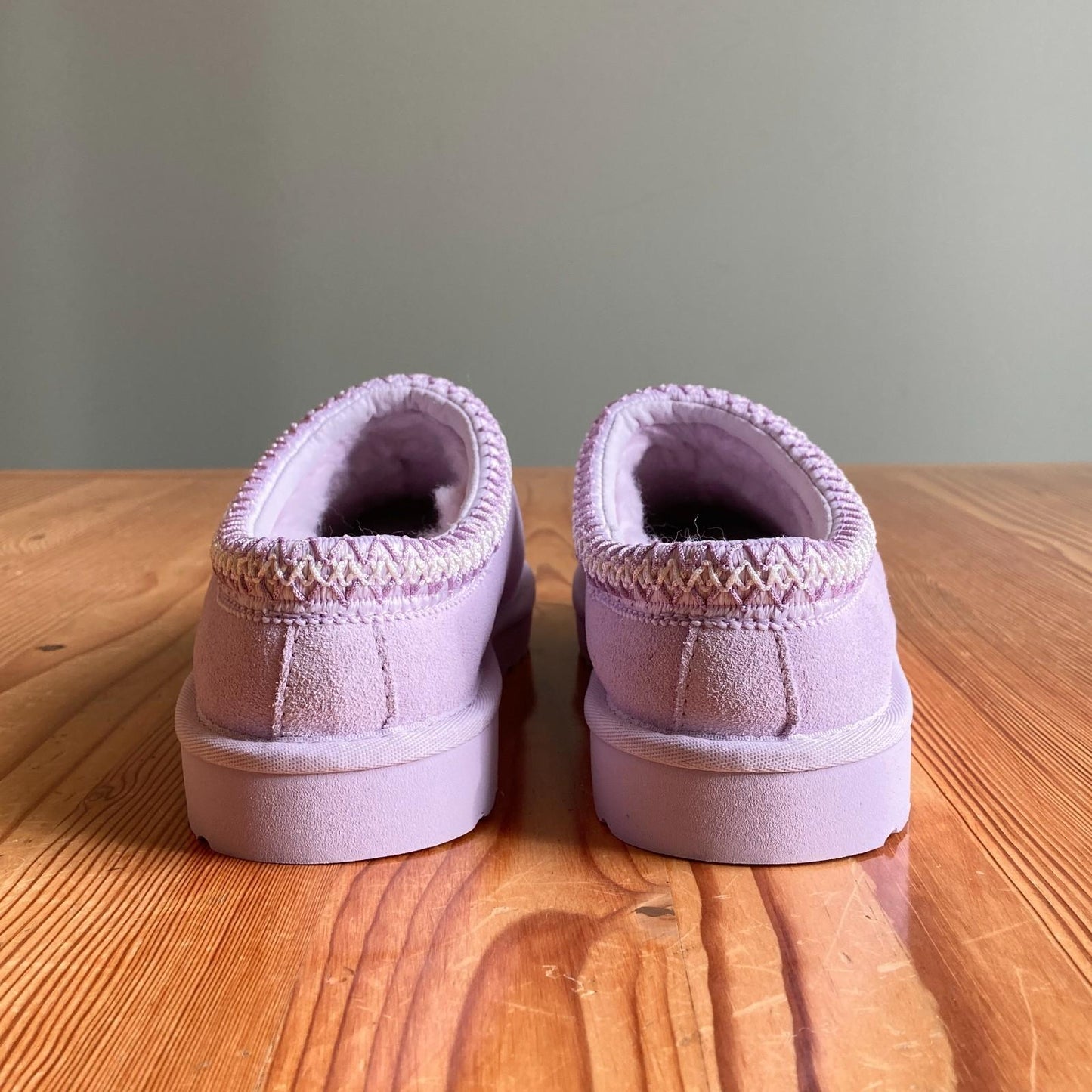 10 - UGG Light Purple Tasman Shearling Lined Womens Slippers NEW w/ Box 0322AS