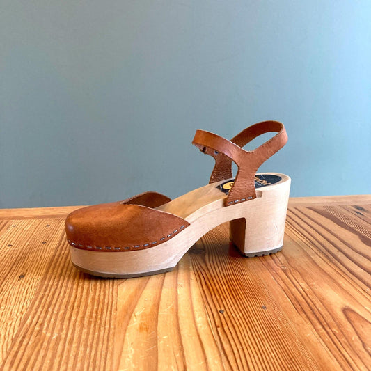 39 - Swedish Hasbeens Brown Leather Wooden Platform Krillan Clogs Shoes 1201LI