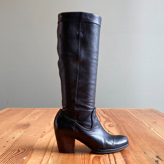 6 - FRYE Black Leather Rory Scrunch Stacked Heel Knee High Boots 0106KD