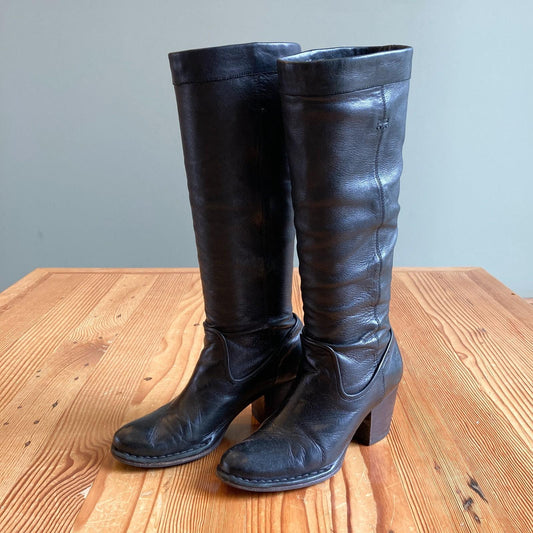 6 - FRYE Black Leather Rory Scrunch Stacked Heel Knee High Boots 0106KD