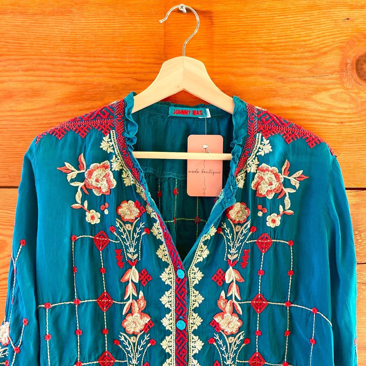 M - Johnny Was Blue Embroidered Button Front Long Sleeve Shirt 1031LF
