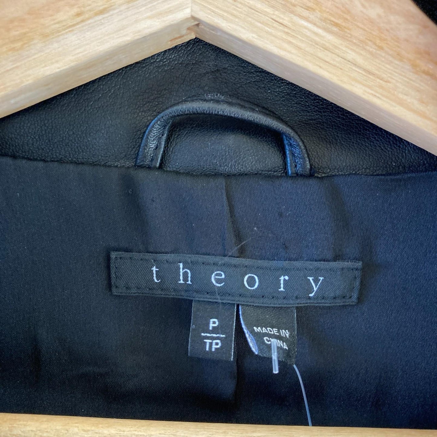 P / XS - Theory Black Thoroughbred Leather Embry Open Front Jacket 0619SM