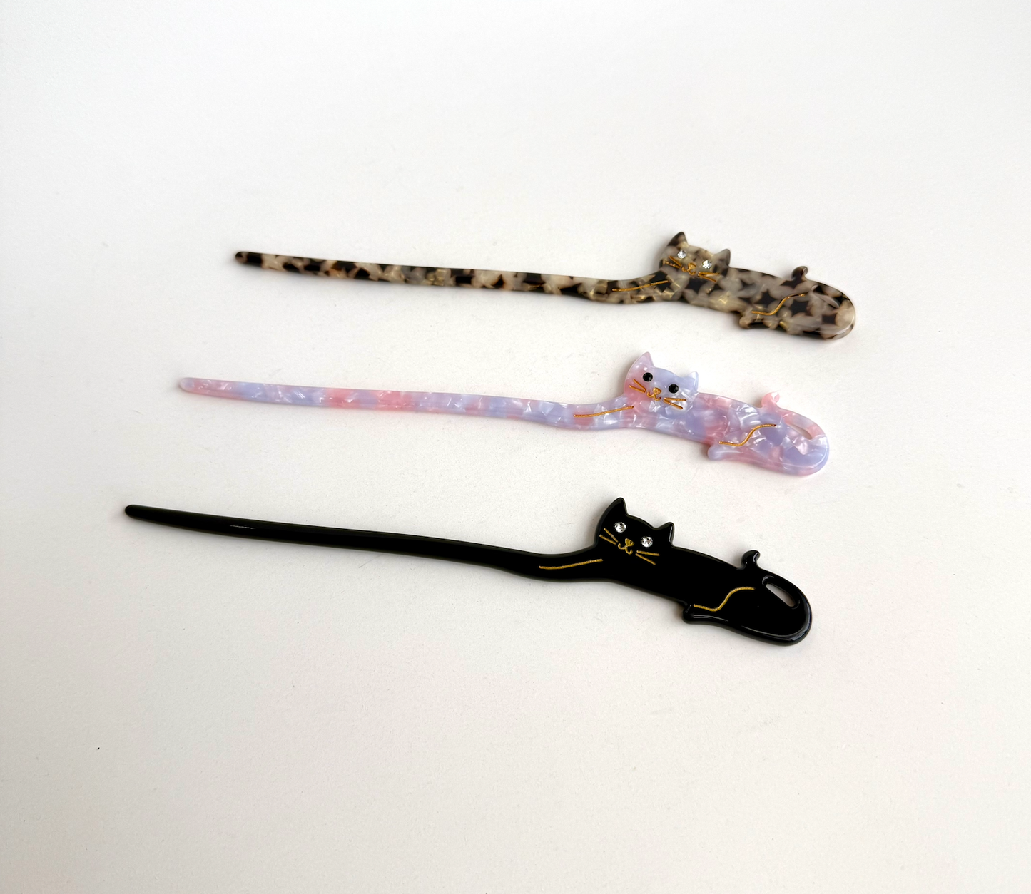 Adorro - Embellished Stretching Cat Hair Stick : Assorted