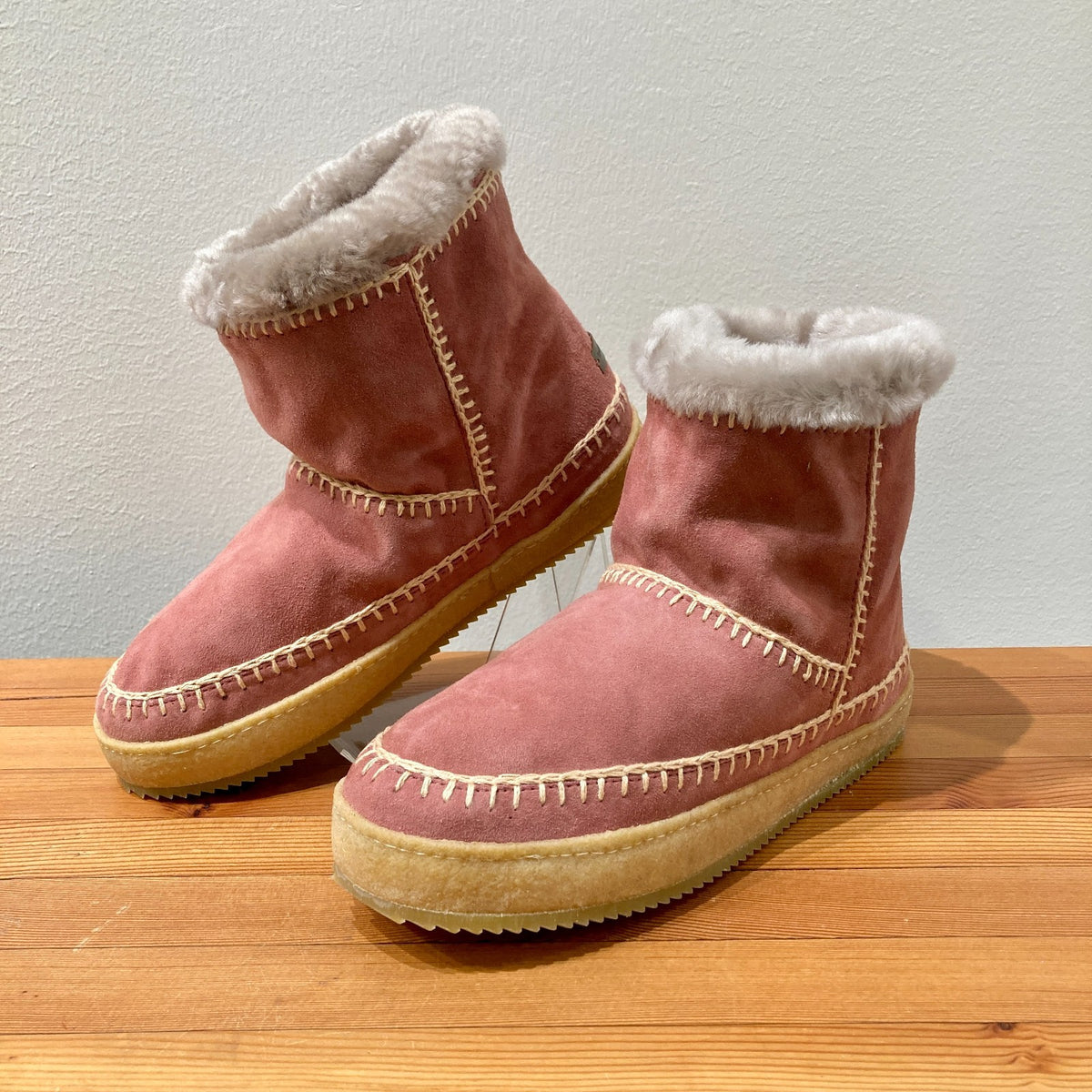 Laid Back London Pink Suede Pull On Moccasin Boots - Sz 38 - NEW w/ box - 1122CT