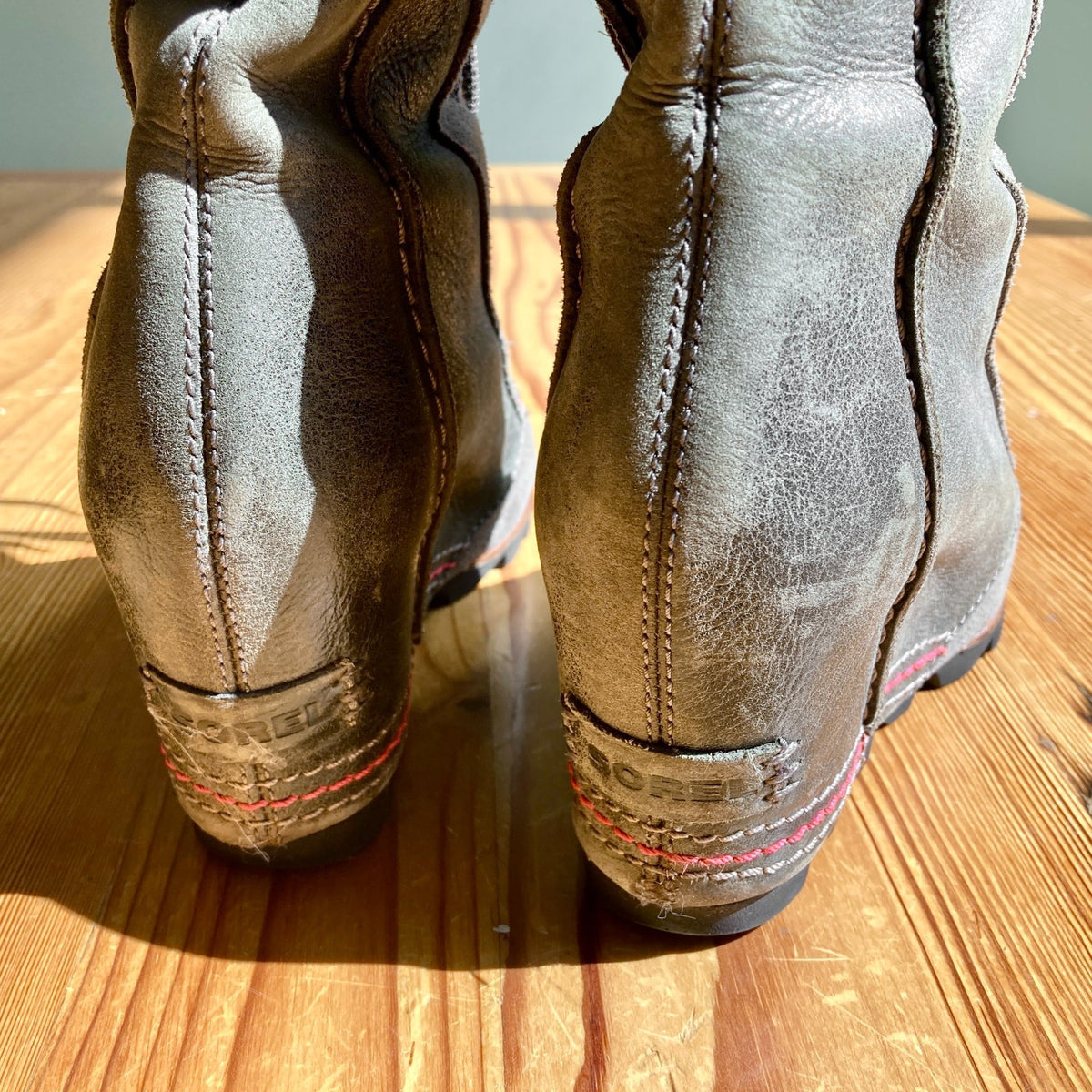 Sorel Gray Leather Joan Of Arctic Lace Up Wedge Tall Boots - Size 7 - 0224TP