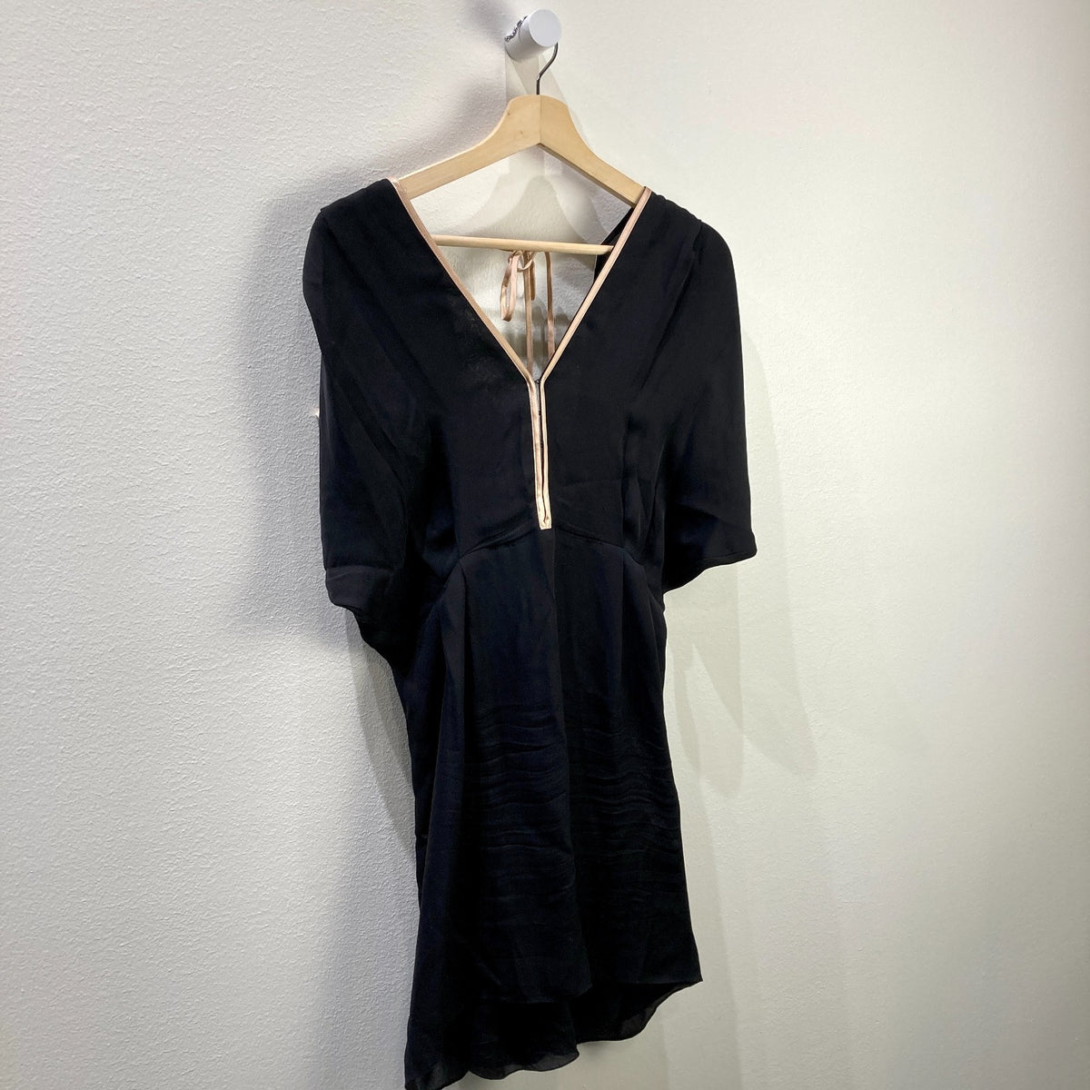 Kiki de Montparnasse Black 100% Silk Slit V-Neck Mini Dress - Size M - 0129LH