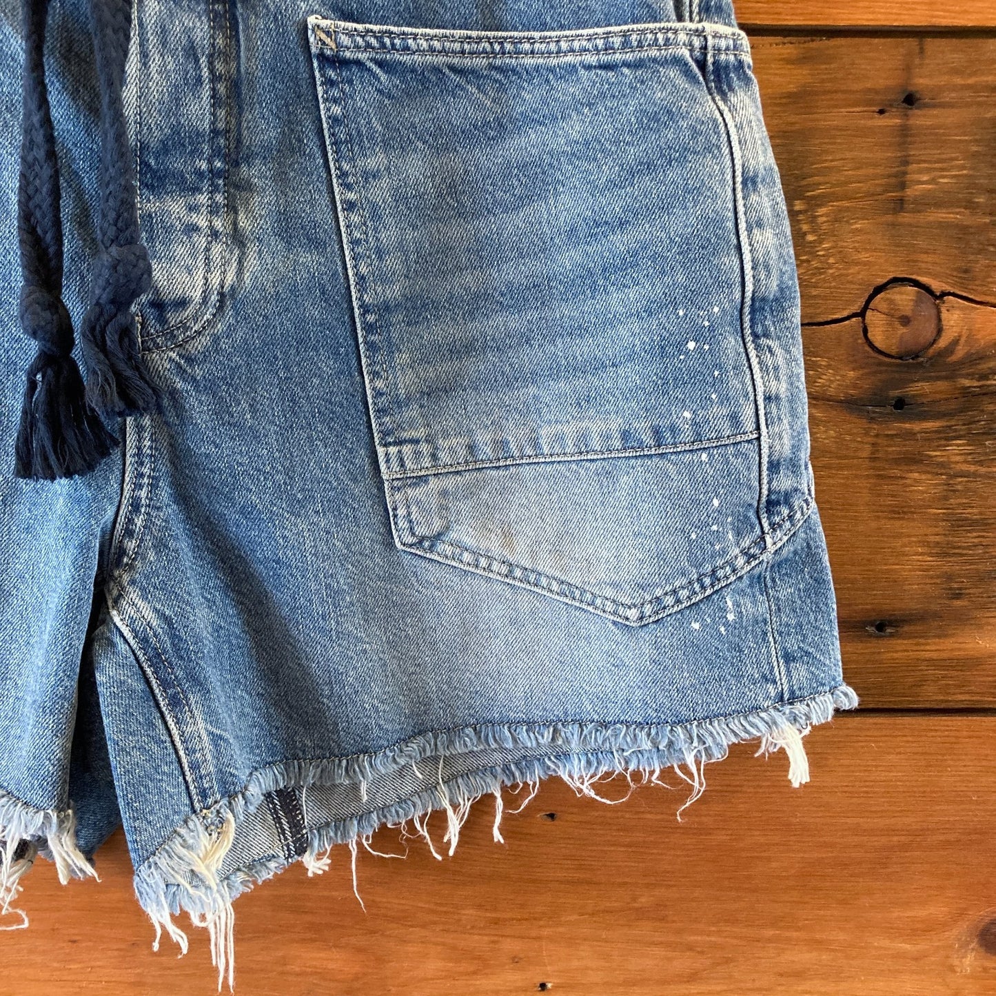 We the Free by Free People Moxie NEW Low Slung Pull On Shorts - Size 29 - 1117DB