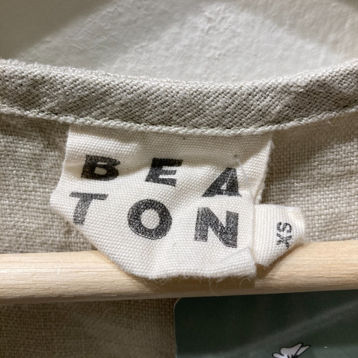 Beaton Light Green Linen Button Front Short Sleeve Crop Top - Size XS - 0312IG