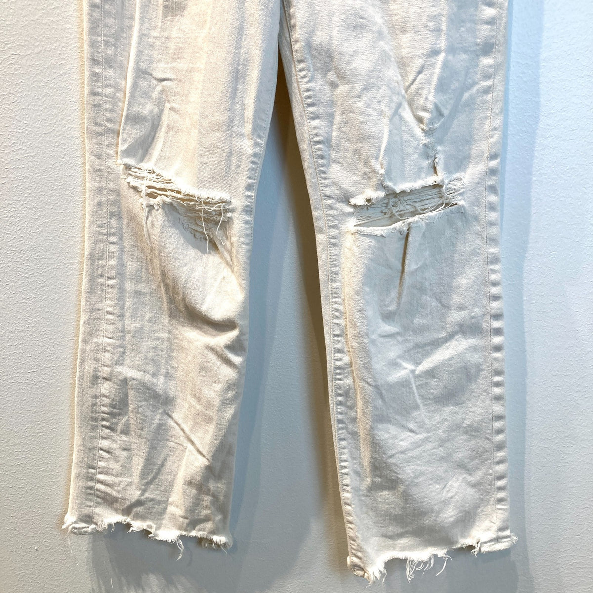 Mother Superior Unnatural Acts Ivory Tunnel Vision Sneak Jeans - Sz 26 - 1201CC