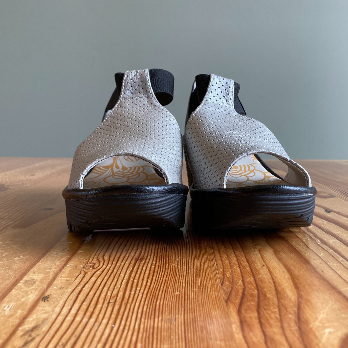 40 / 9.5 - Fly London Black Silver Perforation Open Toe Wedge Shoes NEW 1111KF