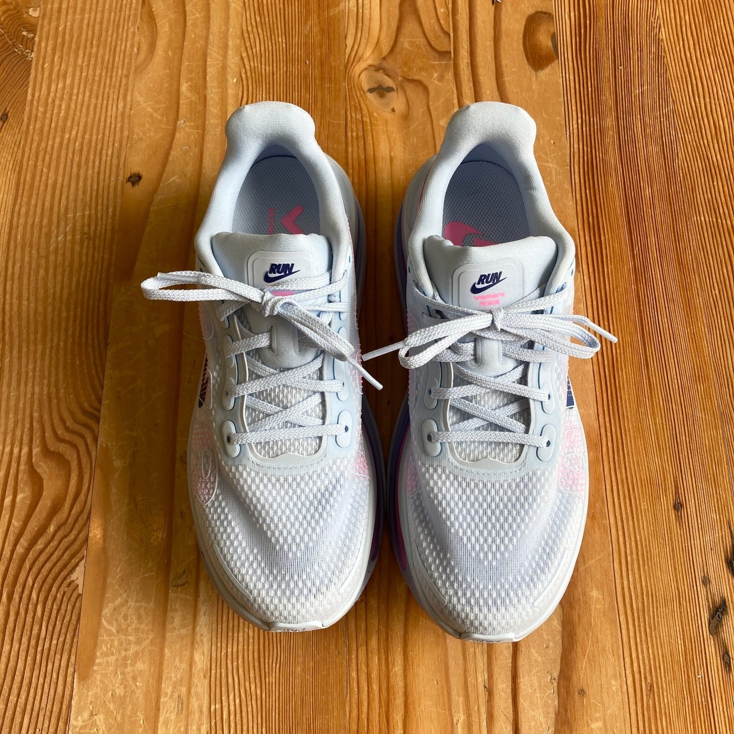 Nike Vomero Premium Blue Tint Sneakers Womens Shoes - Size 9 - 1105AR