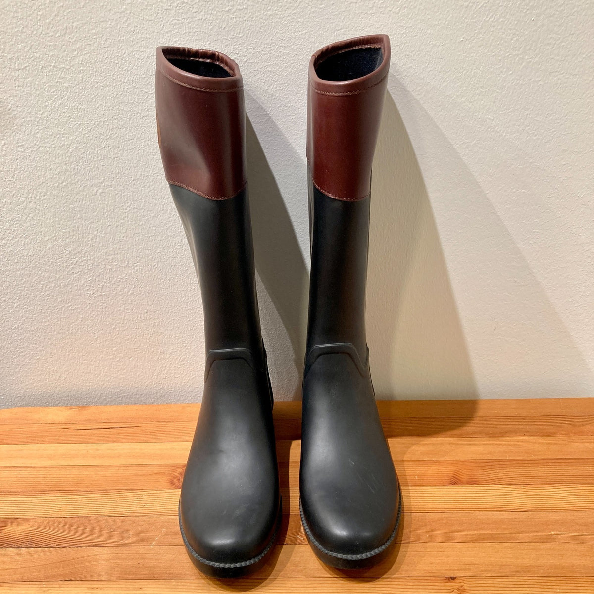 Tory Burch Black Diana Classic Tall Rubber Rain Boots - Size 10 - 0830DH