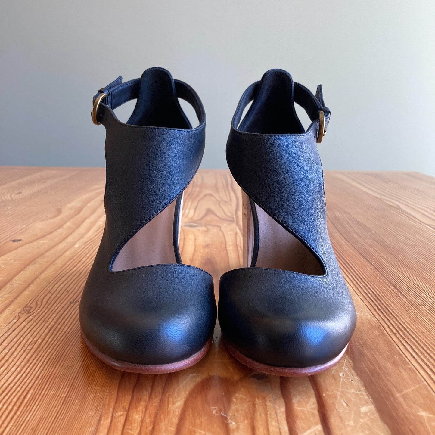 Fortress of Inca Black Cut Out Wood Block Heels Shoes - Sz 36 / 6 - NEW - 0426MK
