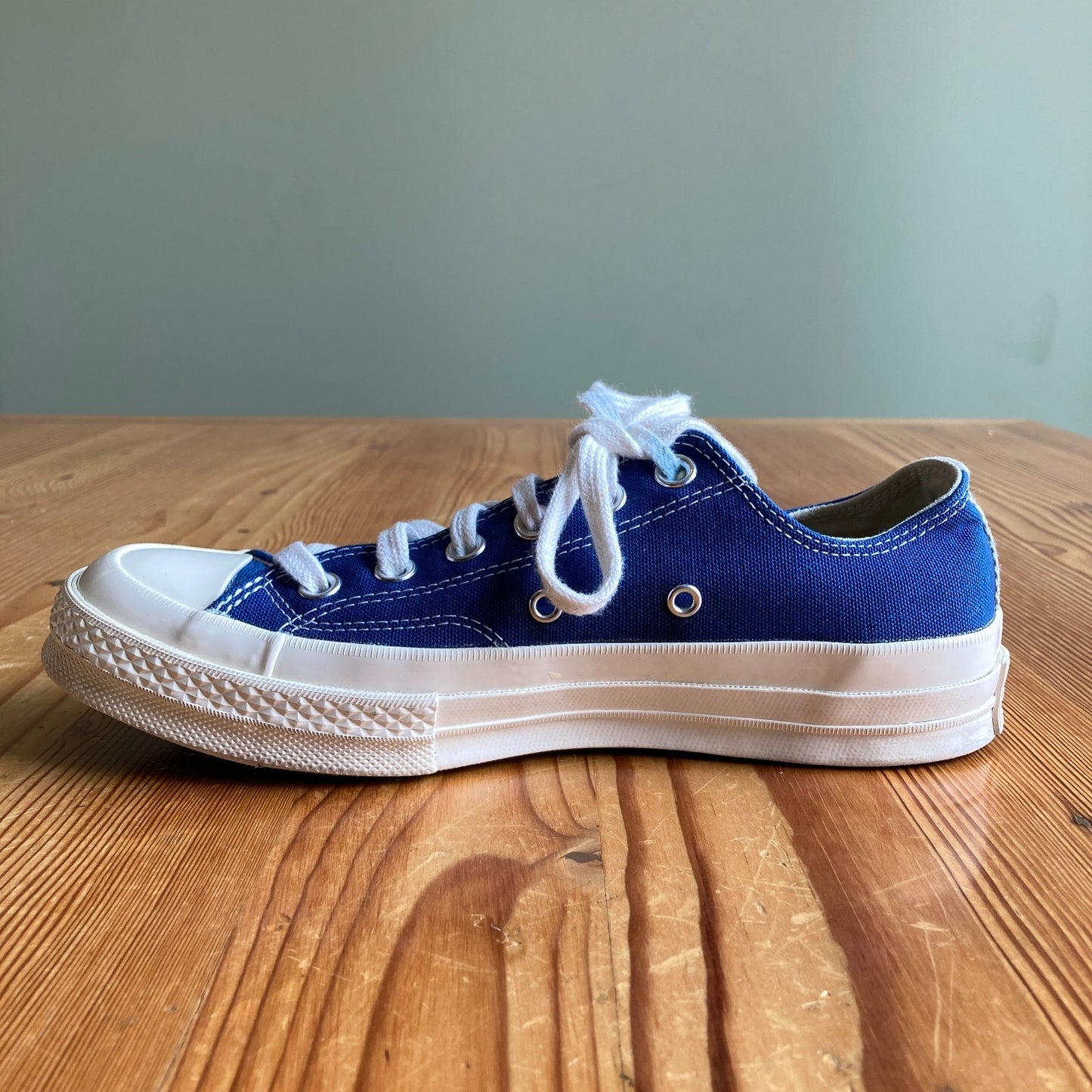 Converse X Play Comme Des Garcons Blue Chuck Low Heart Shoes - Size 8 - 0709EH
