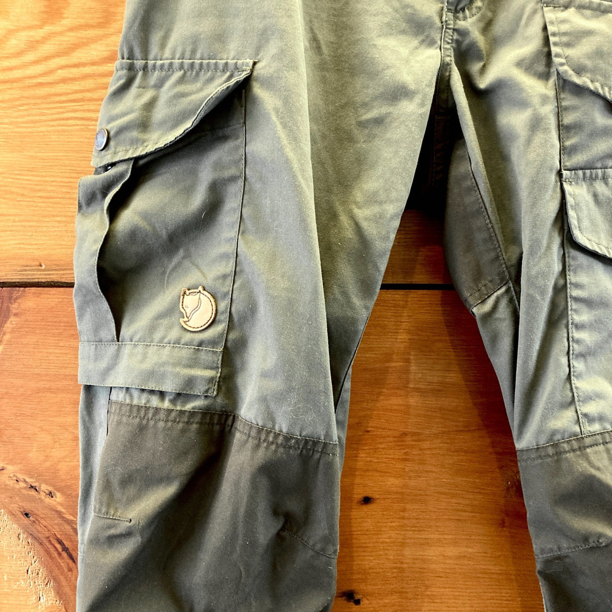 FjallRaven Army Green G-1000 Cargo Utility Womens Pants - Size 27-28 - 0927LL