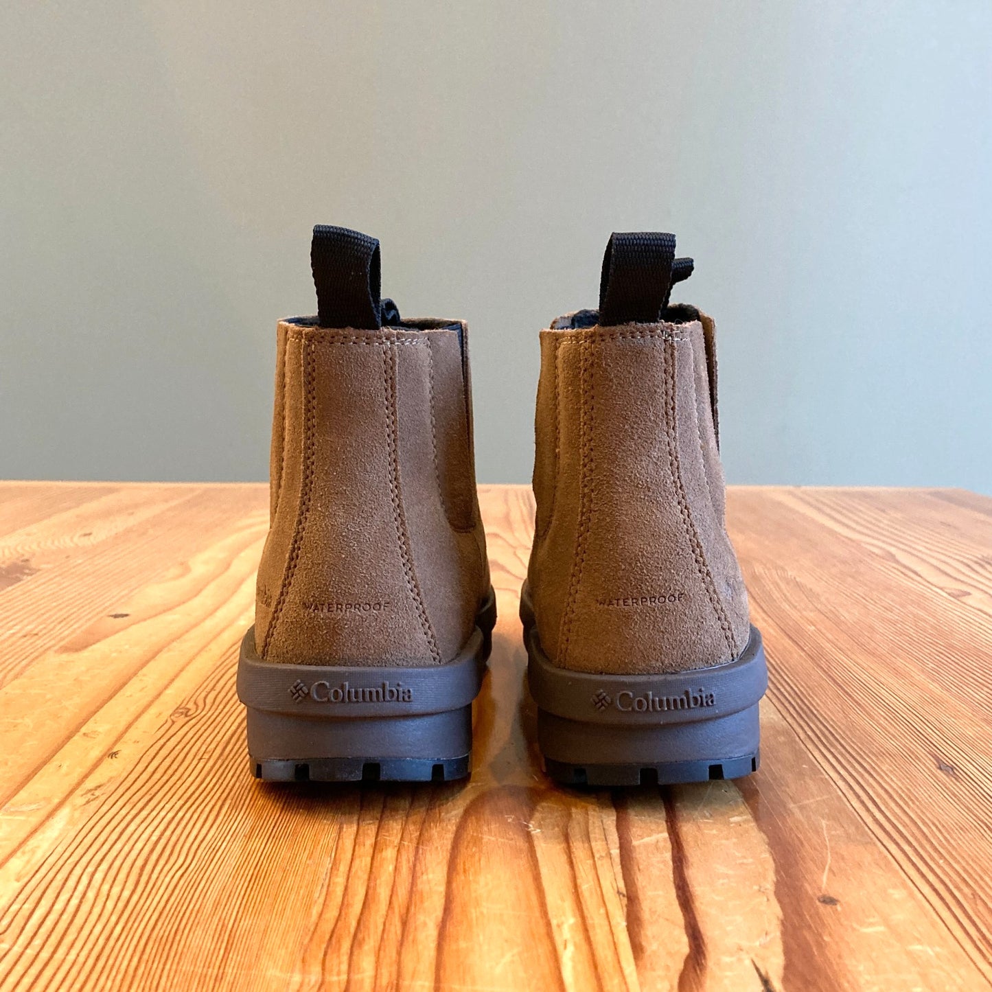 6 - Columbia $100 Tan Suede Moritza Chelsea Shield Boots NEW w/ Box 1231MM