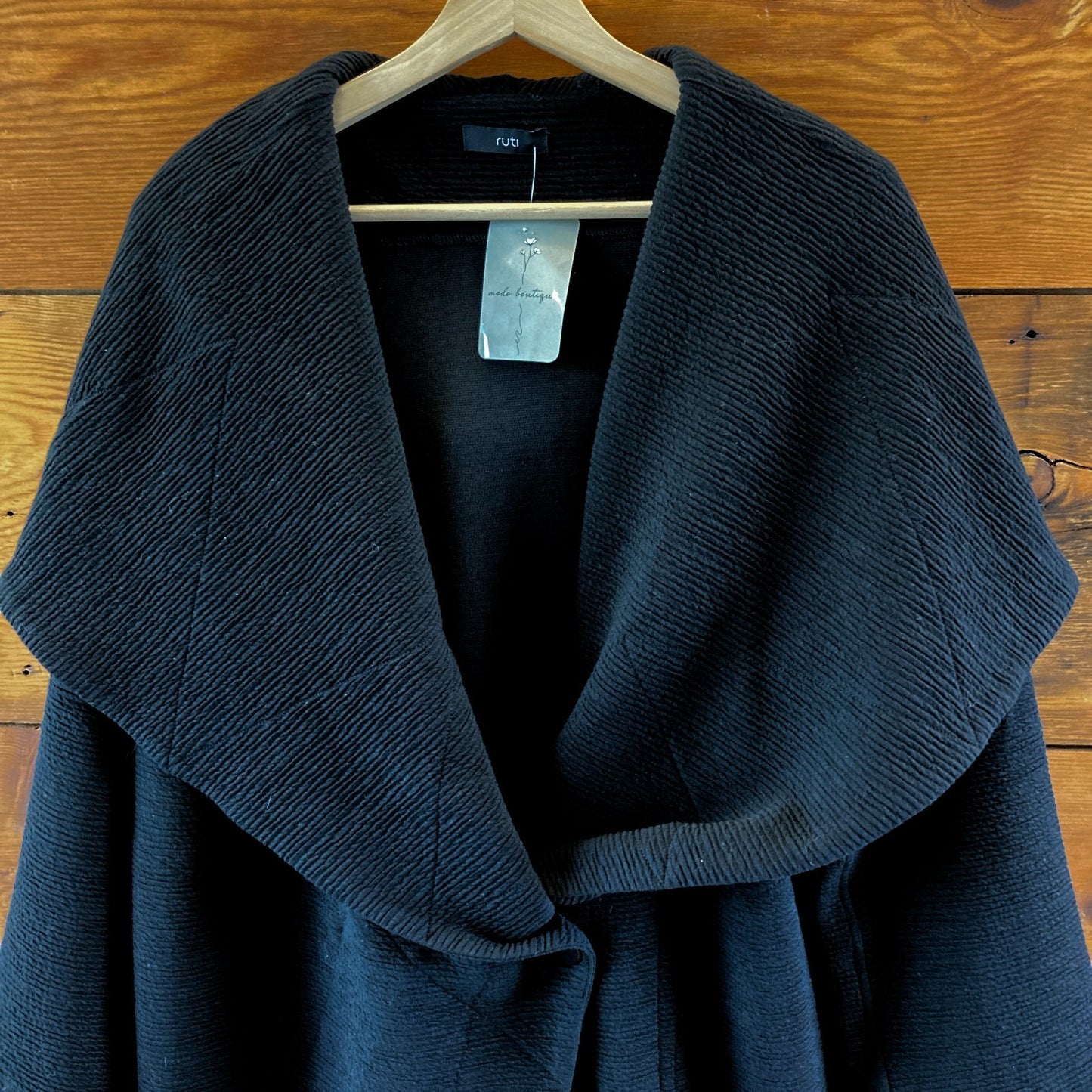 Ruti Black Hooded Eclipse Textured Cocoon Wrap Jacket - Siz S / M  - 4427SC