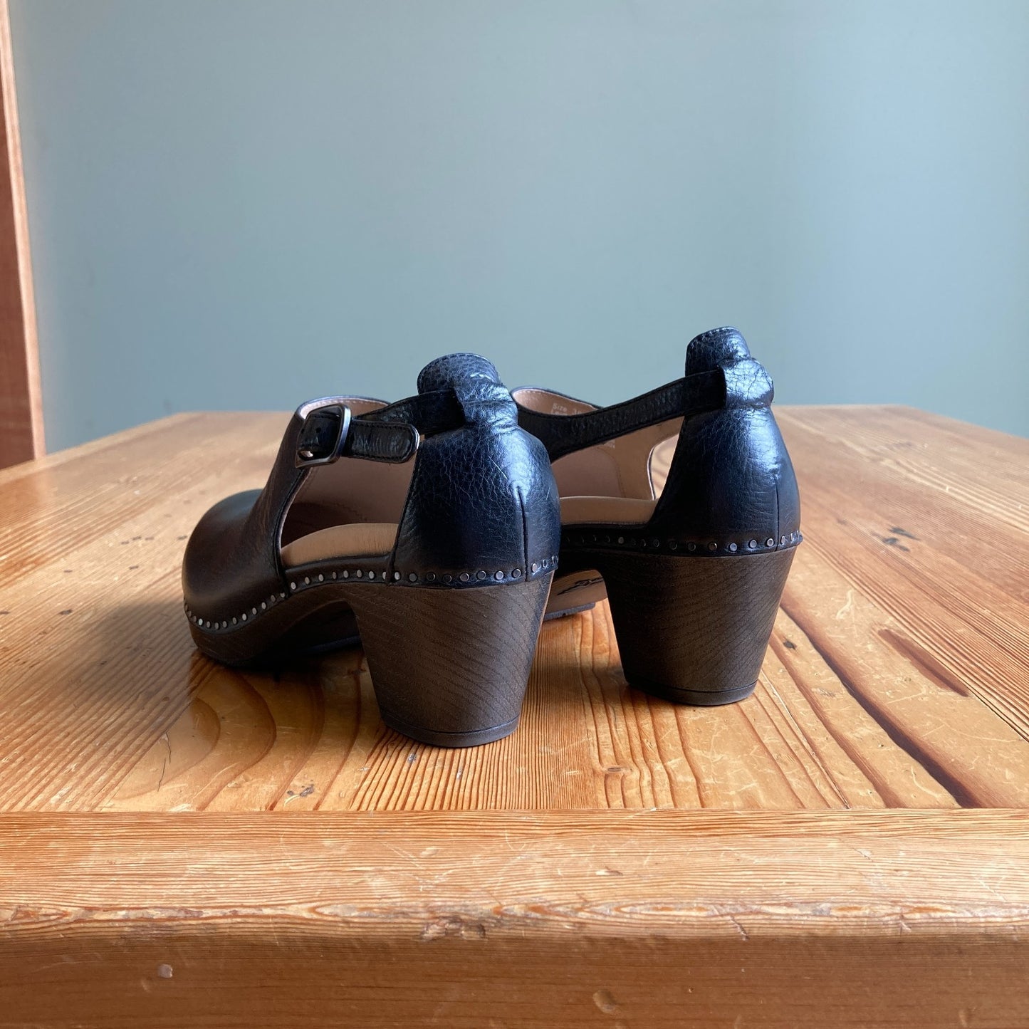 Dansko Black Sassy Leather Heeled Shoes w/ Box - Size 38 / 7.5-8 - NEW - 1115IE
