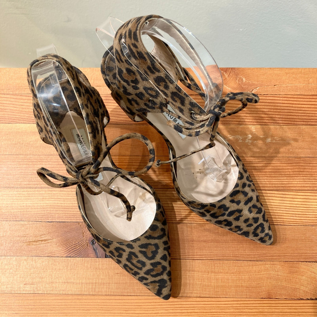 Manolo Blahnik Leopard Print Ankle-Tie Pumps Heels - Size 37.5 / 0907LR