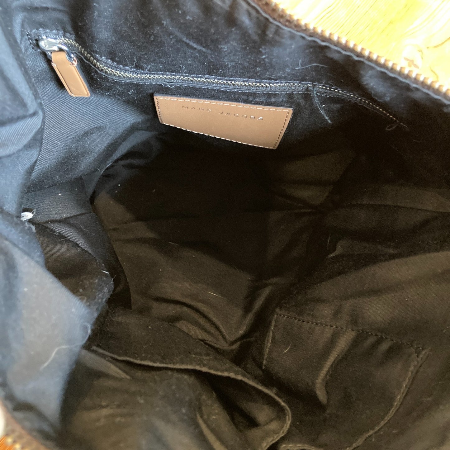 Marc Jacobs $495 Oak Brown Leather Sling Crossbody Purse Bag 0306ML