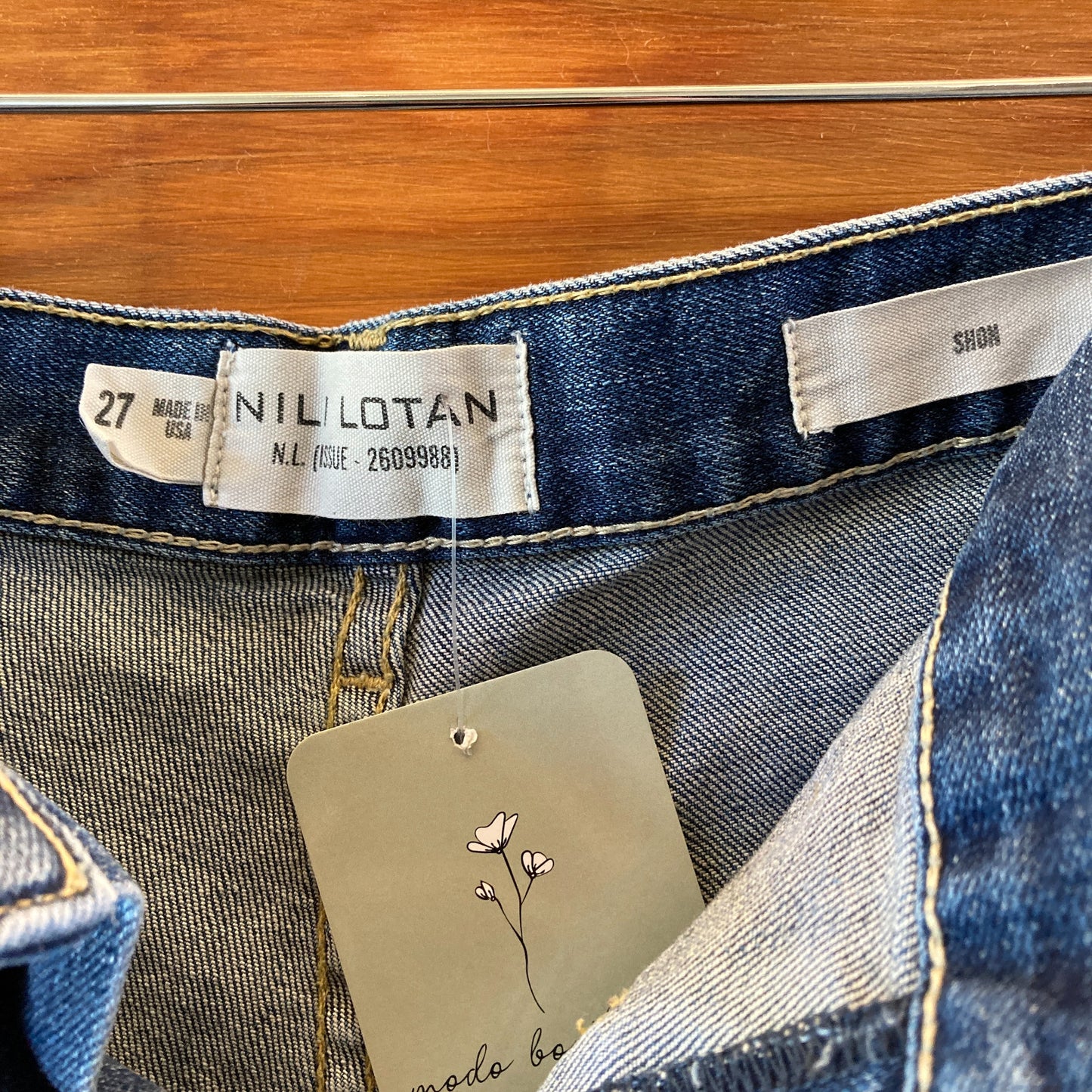 Nili Lotan $395 Shon Classic Wash Bowleg Barrel Leg Jeans - Size 27 - 0209SB