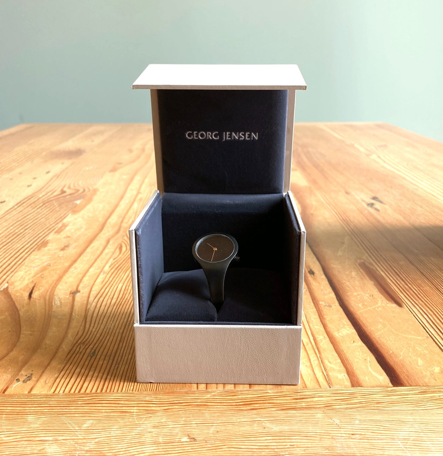 Georg Jensen $1960 Vivianna Black Torun 6 ATM 336 Watch w/ Box - Sz XS - 0209SB