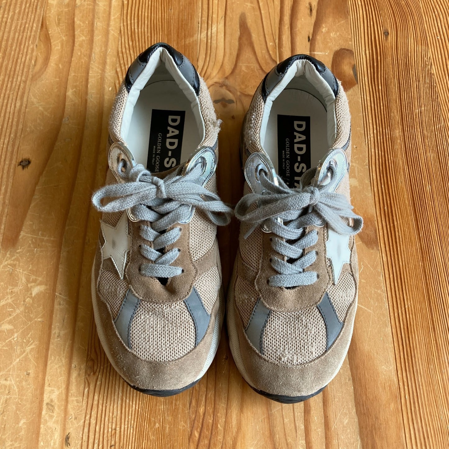 Golden Goose Beige Dad-Star Athletic Sneaker Shoes - Size 36 / 6 - 1220MM