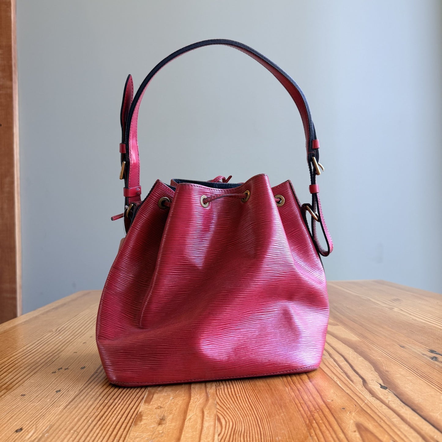 Louis Vuitton Red Epi Leather Petit Noe Structured Bucket Shoulder Bag - 1022SW