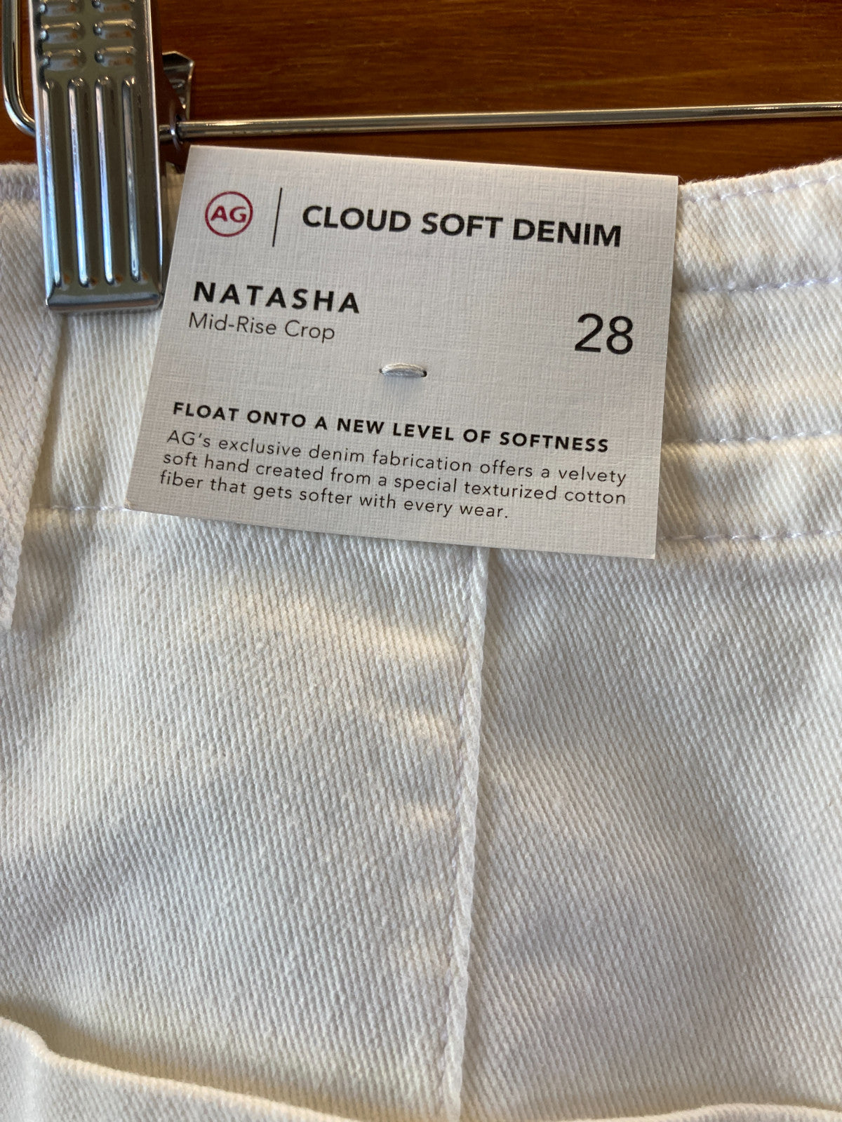 AG Adriano Goldschmied $235 Powder White Natasha Jeans - Size 28 - NEW - 4427SC