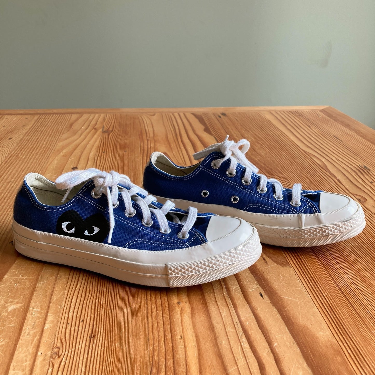 Converse X Play Comme Des Garcons Blue Chuck Low Heart Shoes - Size 8 - 0709EH