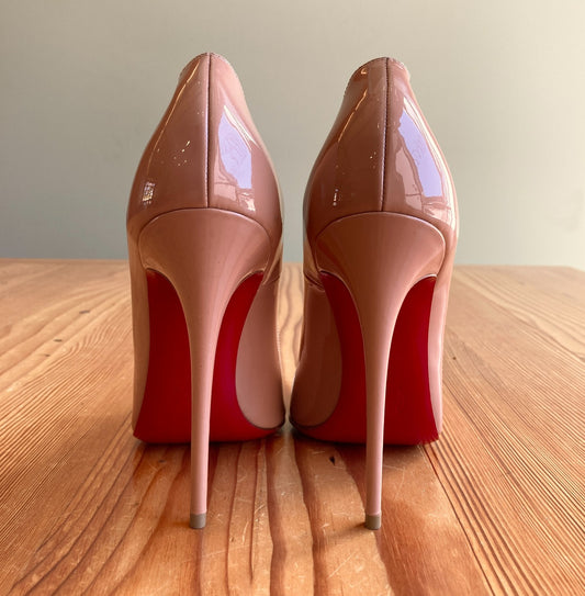 Christian Louboutin $945 Glossy Nude So Kate 120mm Heels - Size 37 / 7 - 0724ZS