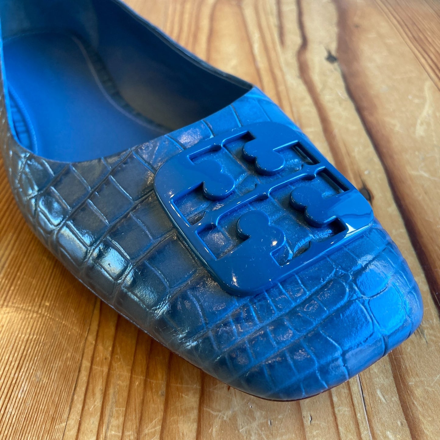 Tory Burch Blue Snake Embossed Leather Georgia Flats Shoes - Size 10 - 0206BS
