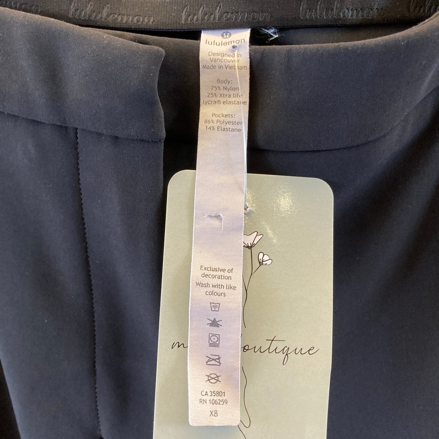 Lululemon Black On The Move Tailored Tapered Leg Pants - Size 8 - 0408LK