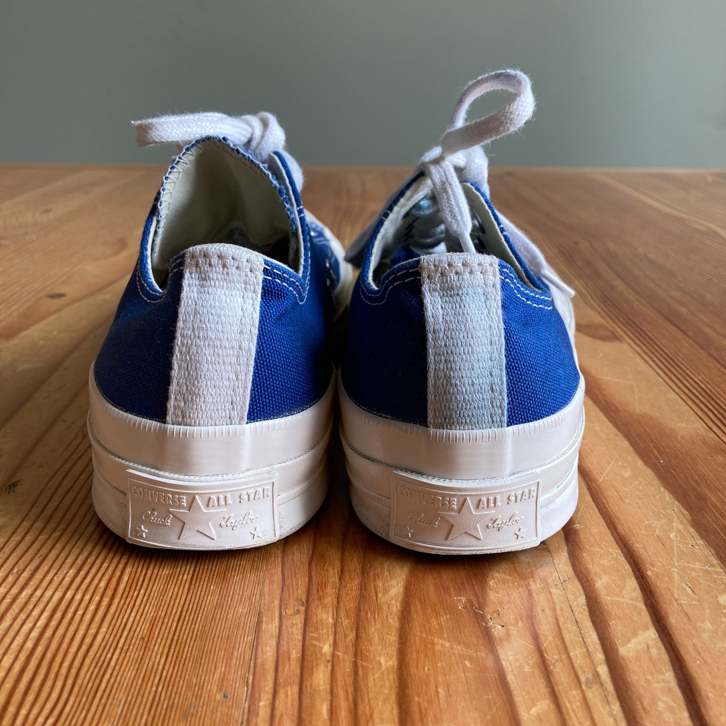 Converse X Play Comme Des Garcons Blue Chuck Low Heart Shoes - Size 8 - 0709EH