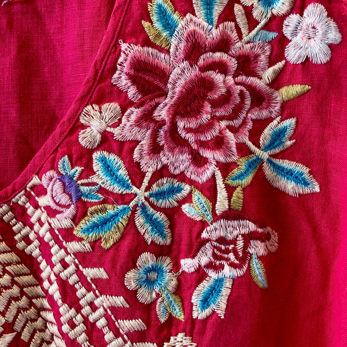 Johnny Was Magenta Pink Embroidered V Neck Tunic Top - Size S - 0621AS