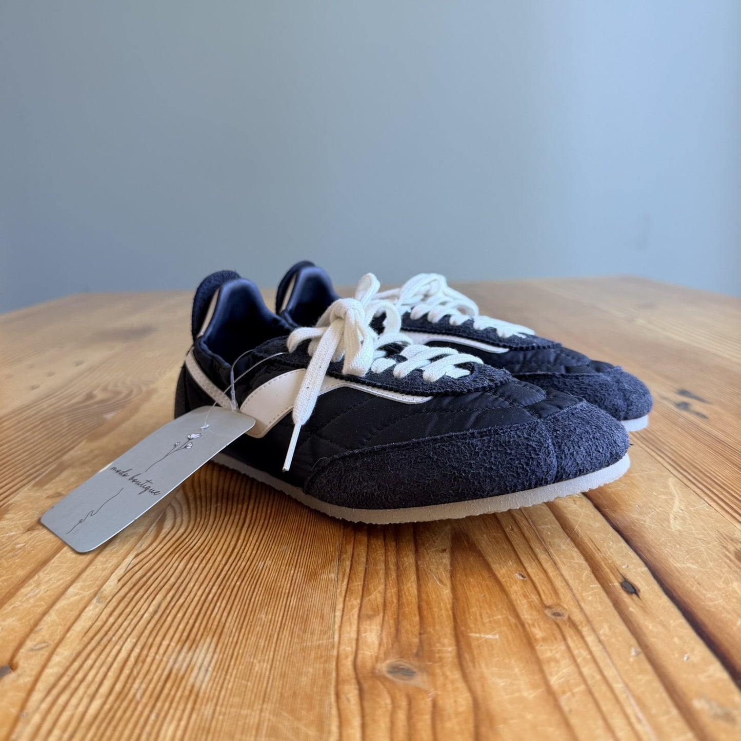 Ohne Project Black & White Barefoot Kima Sneakers Shoes - Size 7 - NEW - 1107MB