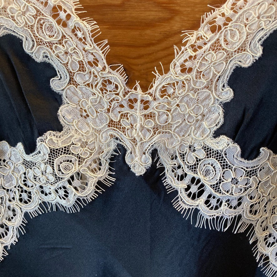 Doen $400 Black & White Corded Lace Obelia Silk Midi Dress - Size M - 1011SC