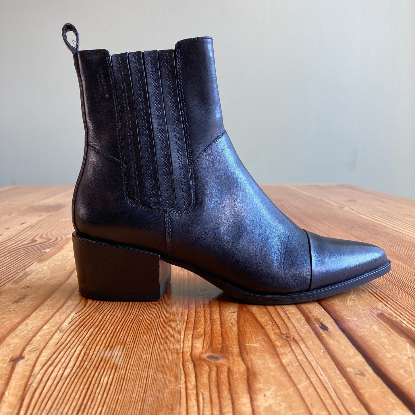 Vagabond Black Smooth Leather Marja Ankle Boots - Size 39 / 9 - 0511DR