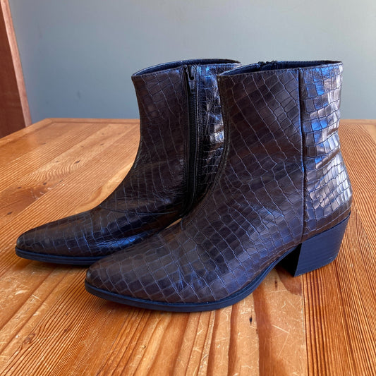 Vagabond Brown Croc Embossed Leather Ankle Boots - Size 41 / 11 - 0106KA