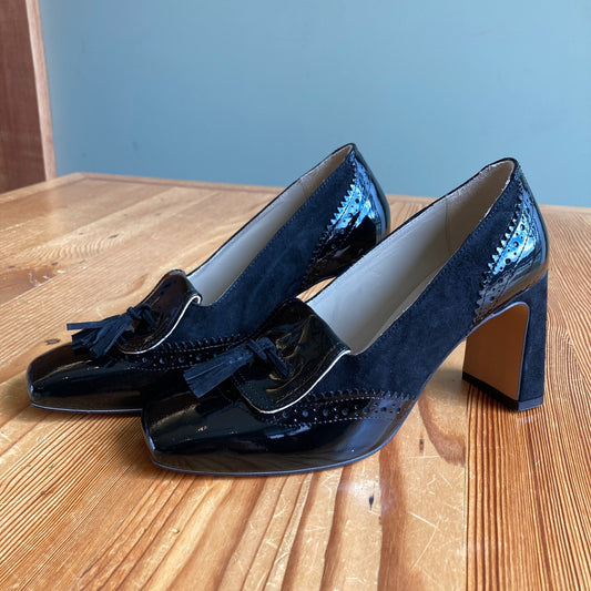 Girotti $449 Black Patent Leather Square Heels Oxfords - Sz 39/ 8.5 - NEW 0803BM