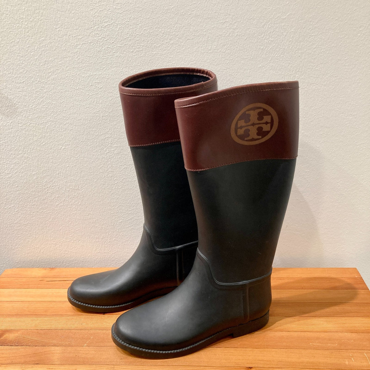 Tory Burch Black Diana Classic Tall Rubber Rain Boots - Size 10 - 0830DH