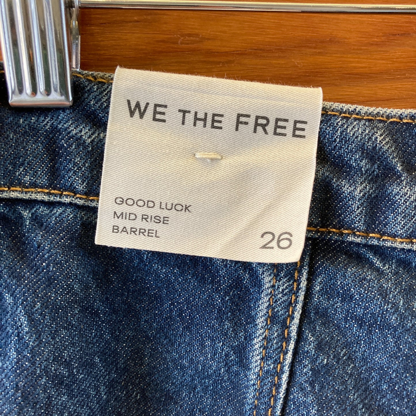 We the Free People Dark Wash Barrel Leg Button Fly Jeans - Size 26 NEW - 0718MS