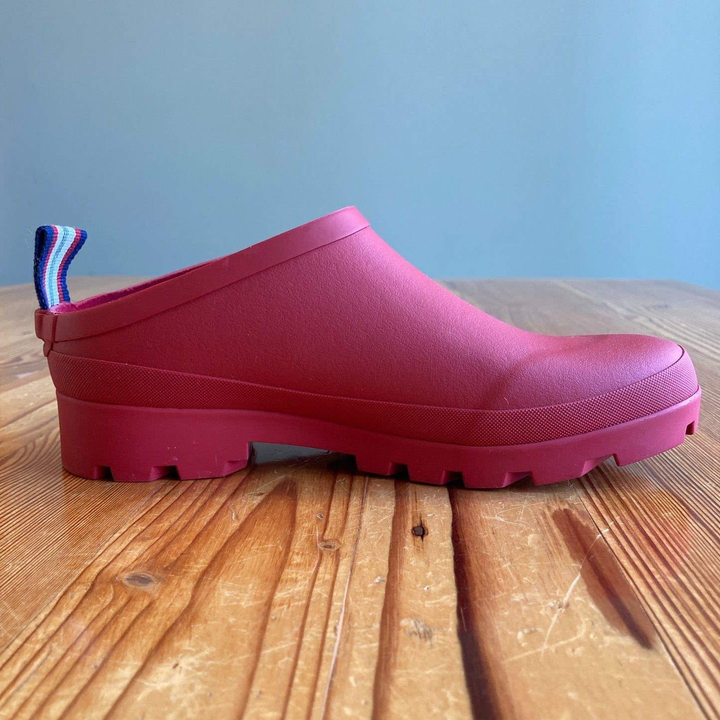 Seavees Tomato Red Rubber Bodega Clog Shoes w/ Box - Size 8 - 0415AU