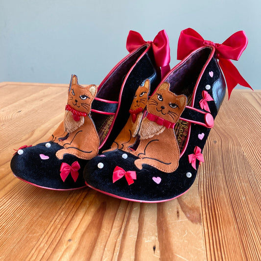 10 / 41 - Irregular Choice Cat Shoes Black Velvet Red Bow Heels Pumps 0209CP