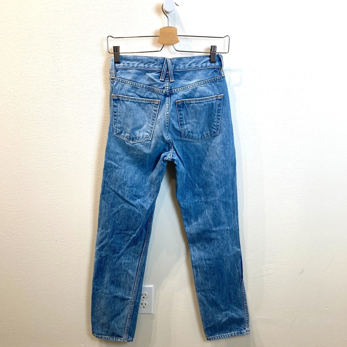 SLVRLAKE Sweet Thing Light Wash Virginia Slim Jeans - Size 24 - 0903BN