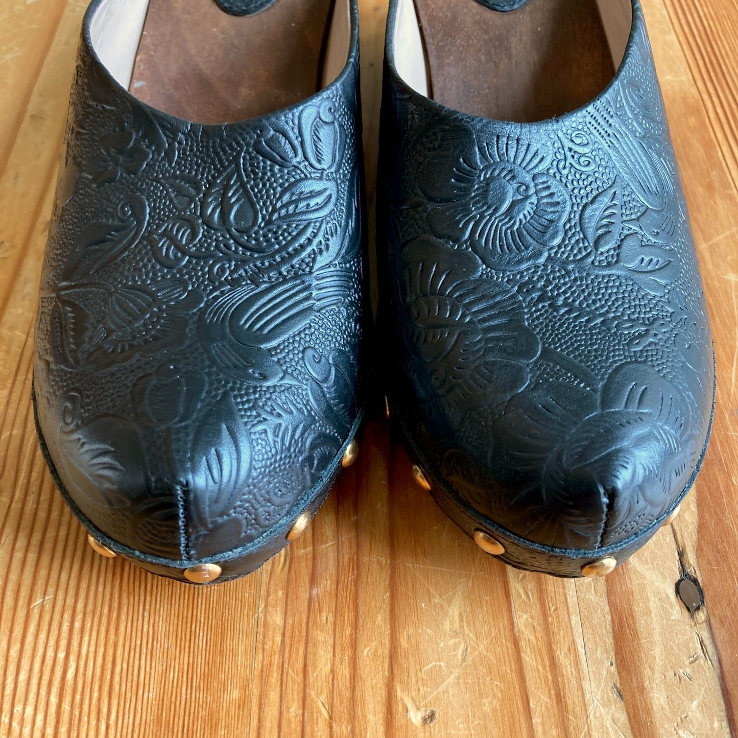 Farm Rio Black Embossed Studded Low Wedge Clogs Shoes - 0715DP